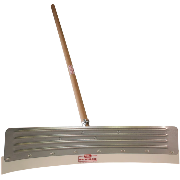 O’Neill White Blade Yard Scraper