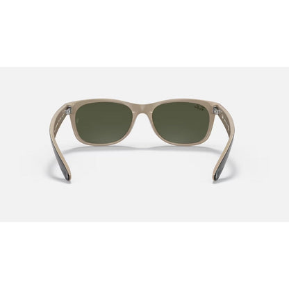 RAYBAN - NEW WAYFARER | Black on Beige w/ Green