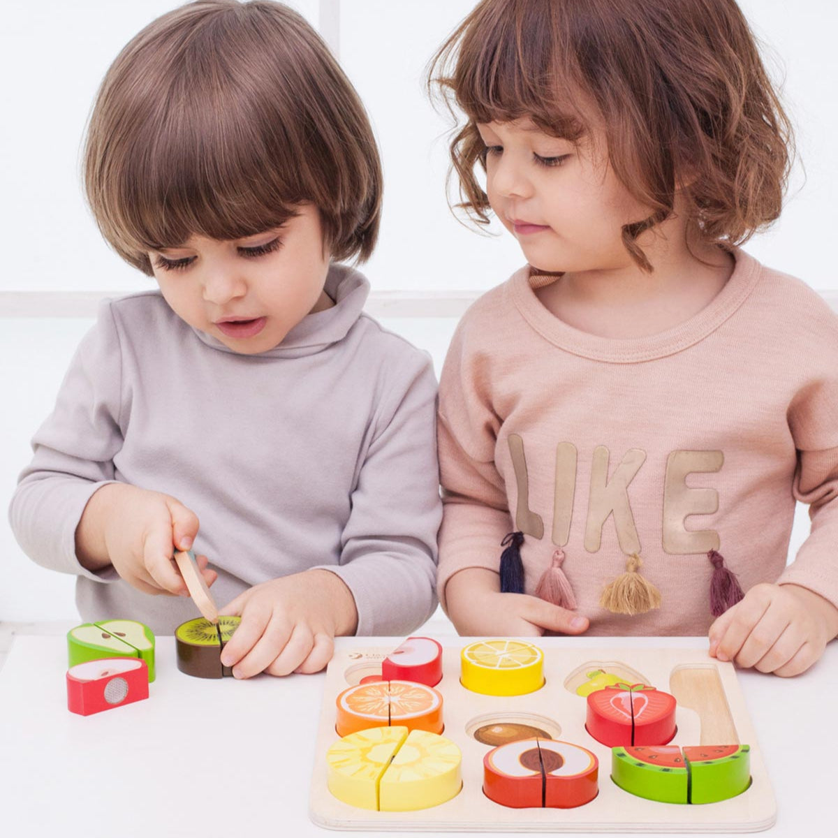 Classic World Cutting Fruit Puzzle