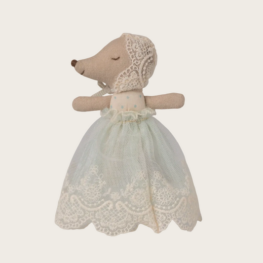Baby mouse in gown - mint
